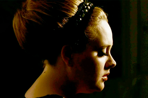 “Rolling in the Deep” foi escrita como um desabafo? A exata inspiração de Adele