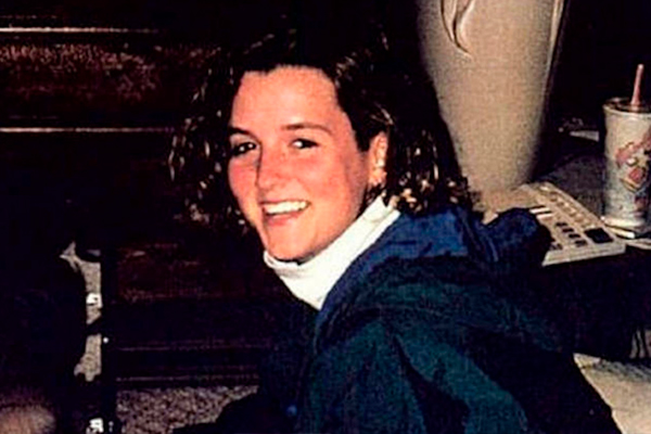 Amy Lynn Bradley: A Jovem que Sumiu em um Cruzeiro e os Relatos de sua Presença Anos Depois