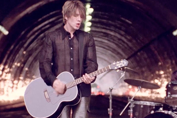 “Iris” do Goo Goo Dolls foi escrita para um filme – Mas se tornou maior do que ele